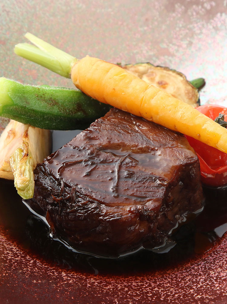 牛ほほ肉箸上げ